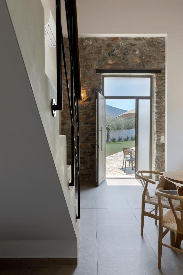 Lichnos Luxury Suites Sourpi 외부 사진