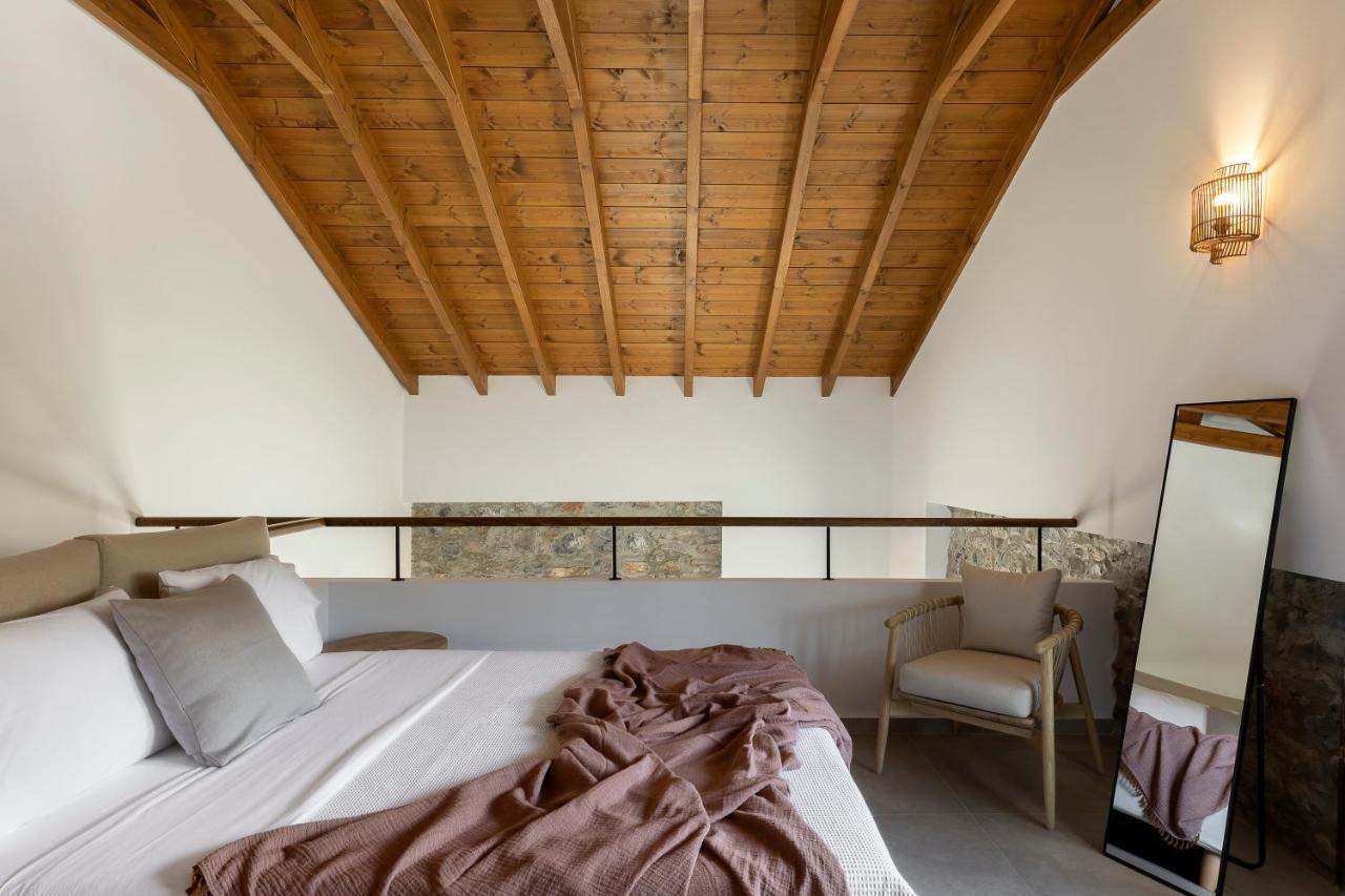 Lichnos Luxury Suites Sourpi 외부 사진