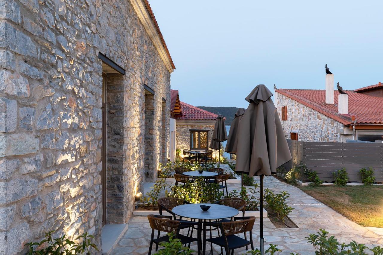 Lichnos Luxury Suites Sourpi 외부 사진