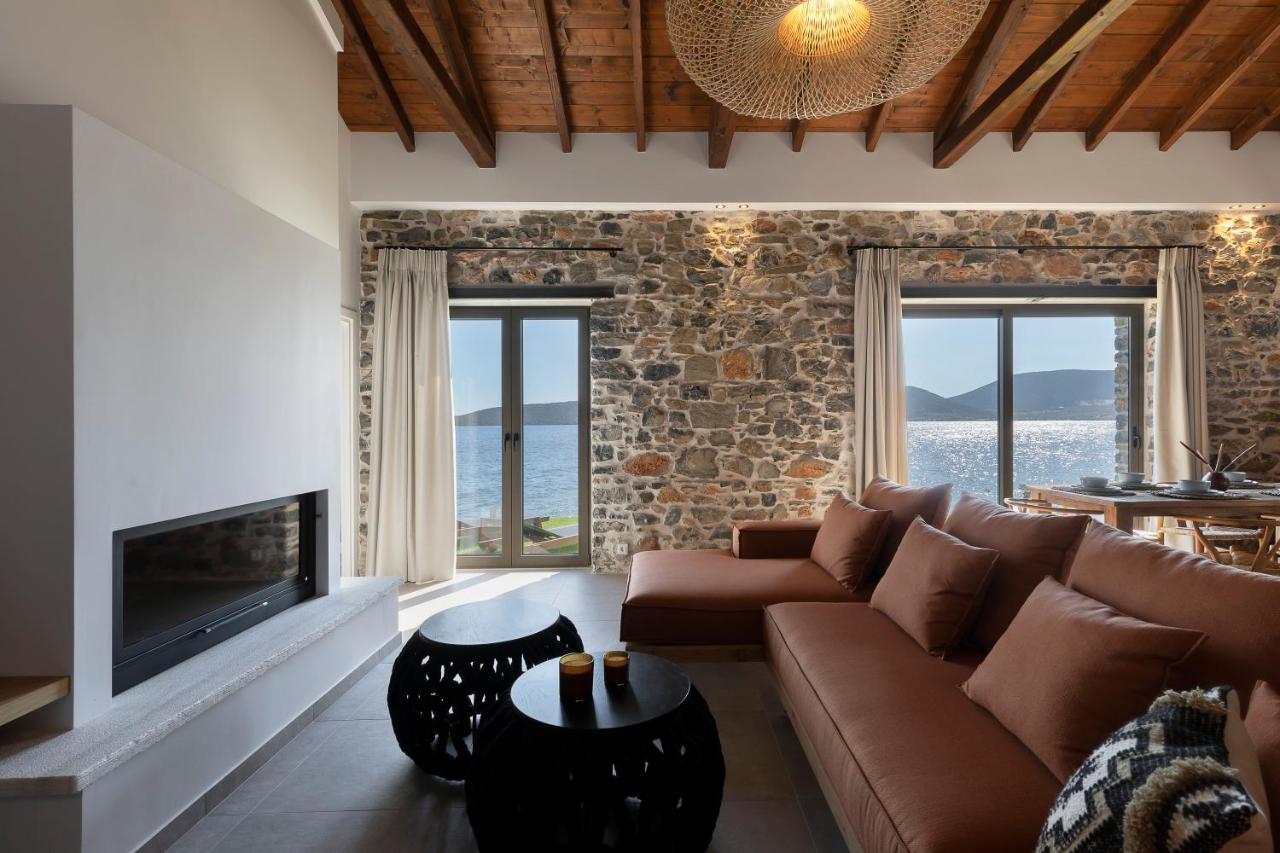Lichnos Luxury Suites Sourpi 외부 사진
