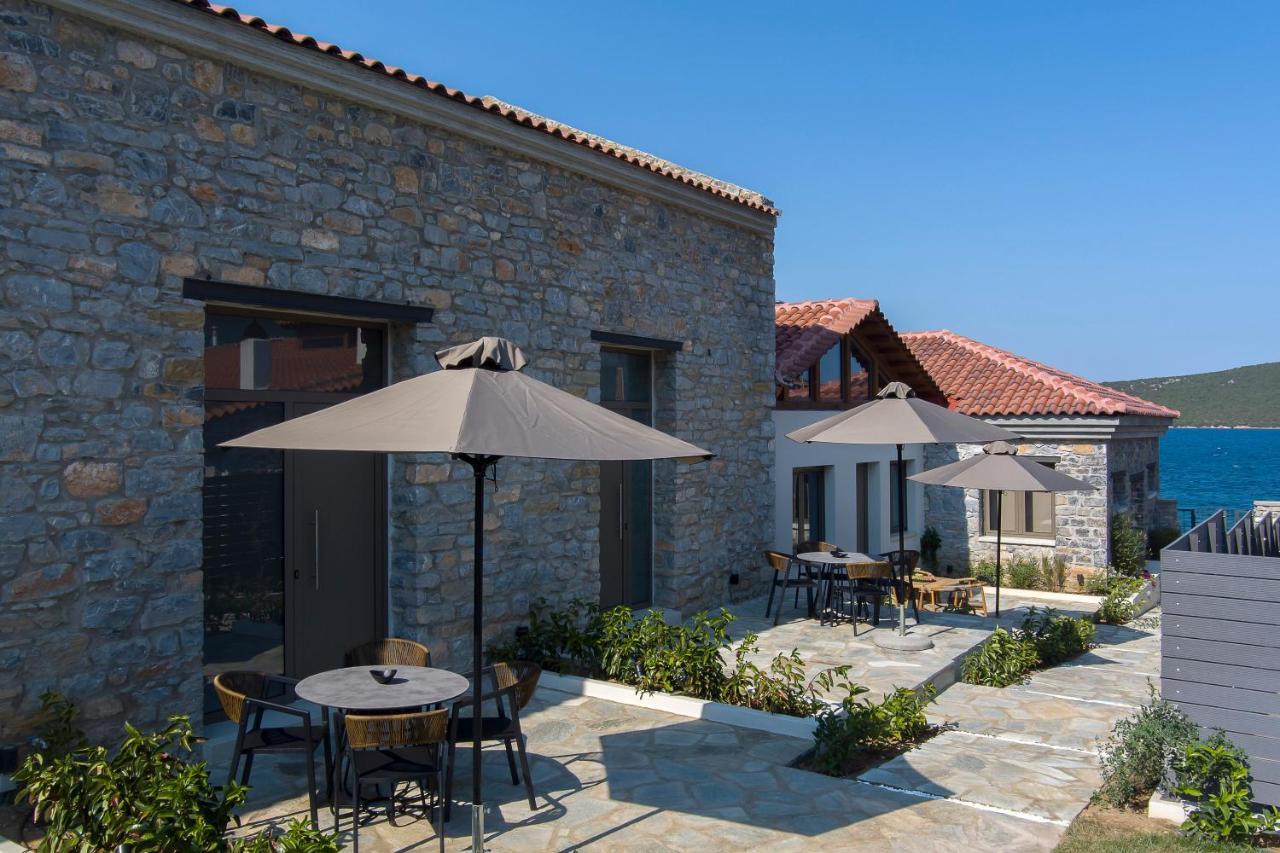 Lichnos Luxury Suites Sourpi 외부 사진